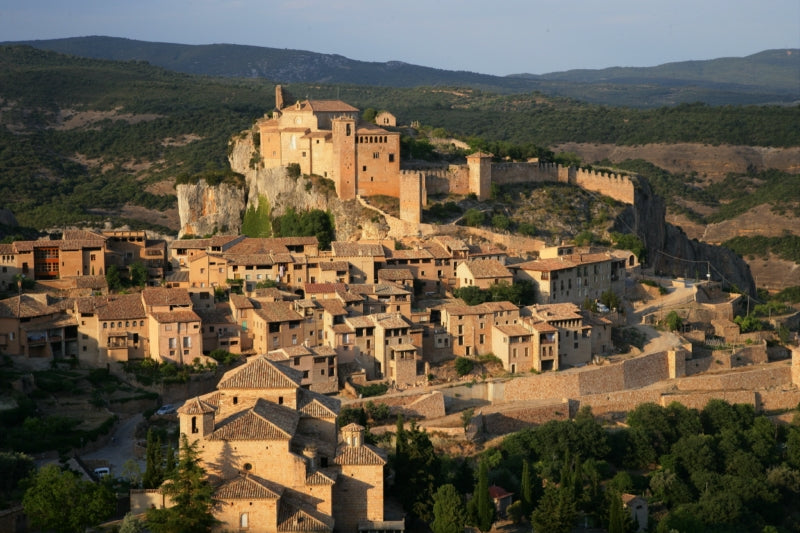 Historisch stadje in Aragón, Spanje -culturele rijkdom in het hart van het wijngebied