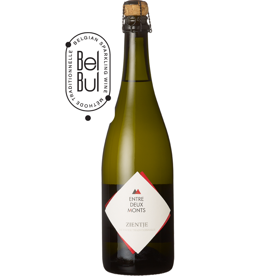 Mousserende wijn – blend van Chardonnay, lokale appels & vlierbloesem van Wijndomein Entre-Deux-Monts uit Heuvelland (België), méthode traditionnelle, fles